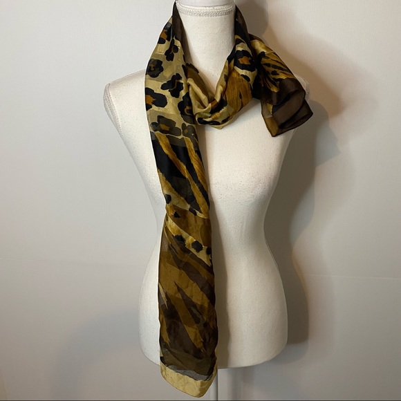 Scarf - Picture 2 of 4